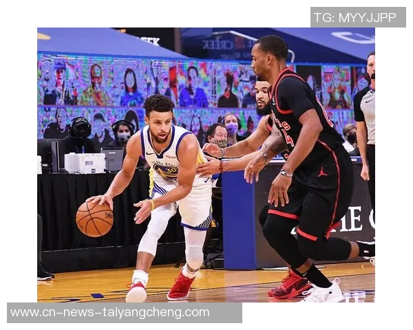 绝杀回合暂停时勇士换防守球员的背后策略分析与阿德尔曼的战术思考